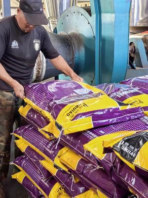 스프레이 건조, 단백질이 많고 재량이 적고 습도가 낮은 생선 사료 첨가물